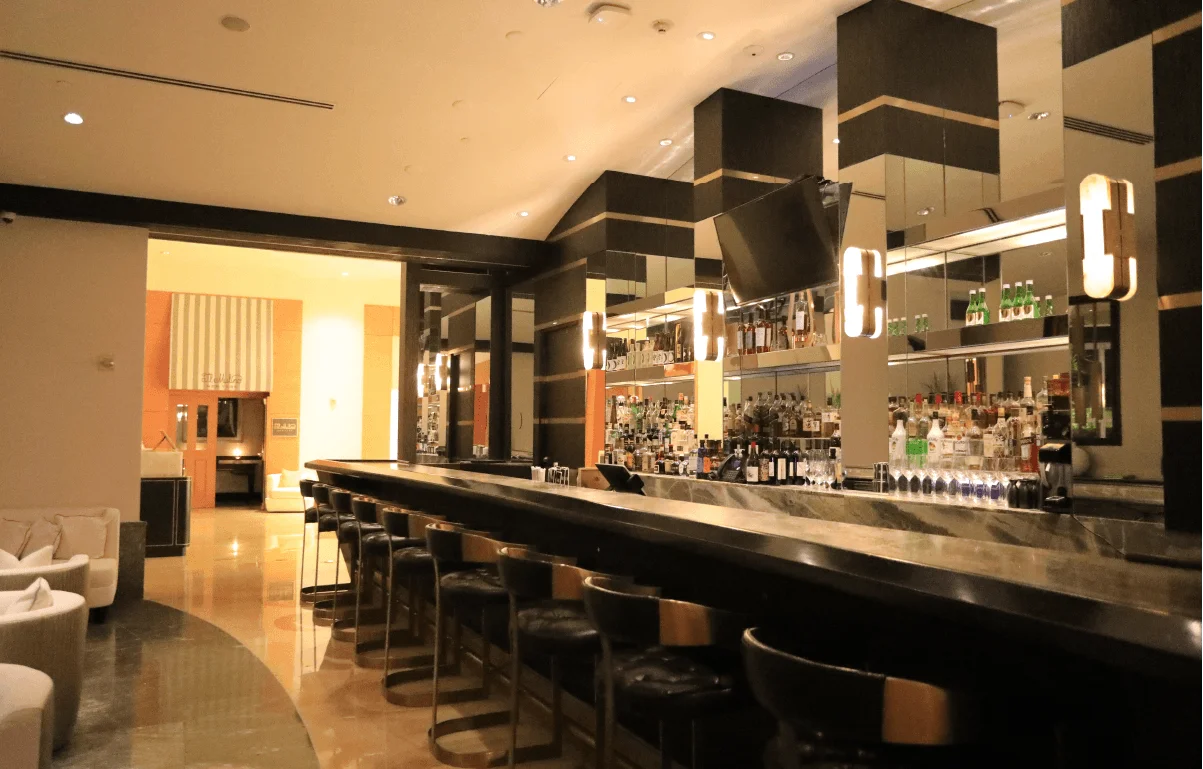 Ke-uH Sunny Isles bar area