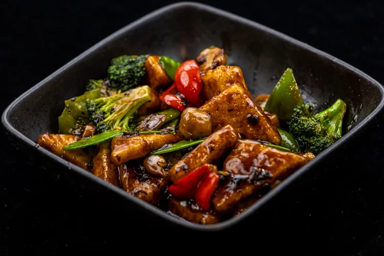 Szechuan-style stir-fried tofu with vegetables