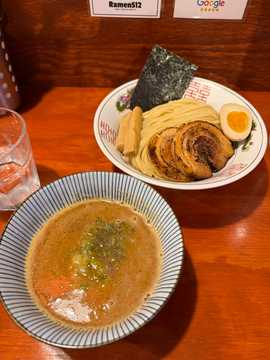 Photo from Mai Y.'s review