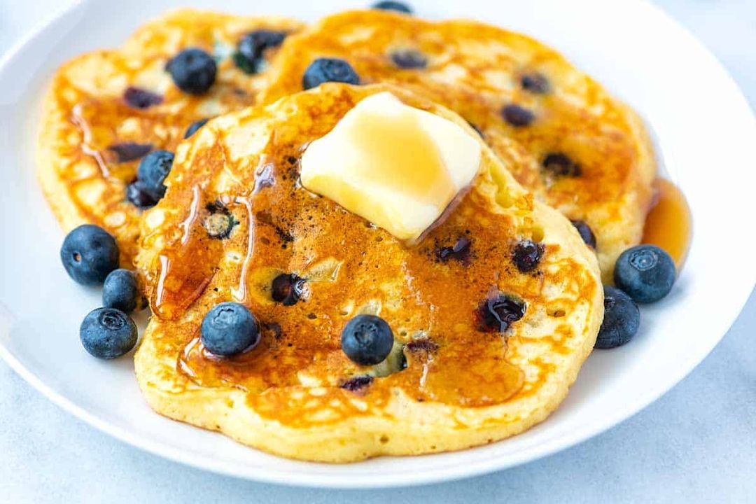 BLUEBERRY PANCAKES