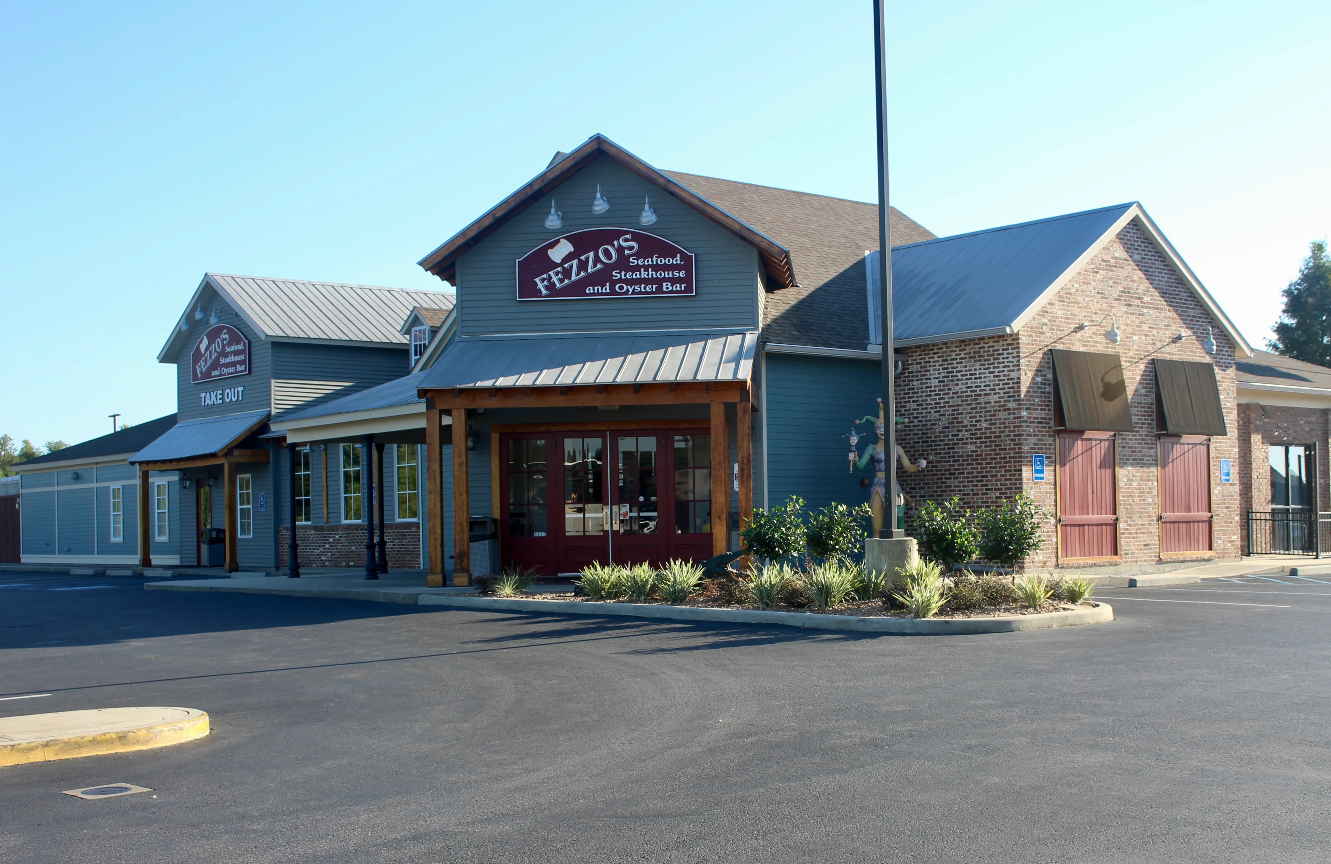 Exterior view of Fezzo's Seafood and Oyster Bar restaurant Broussard