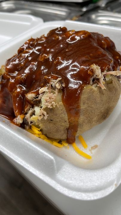 Geo’s Smokehouse 713 S Chattanooga St