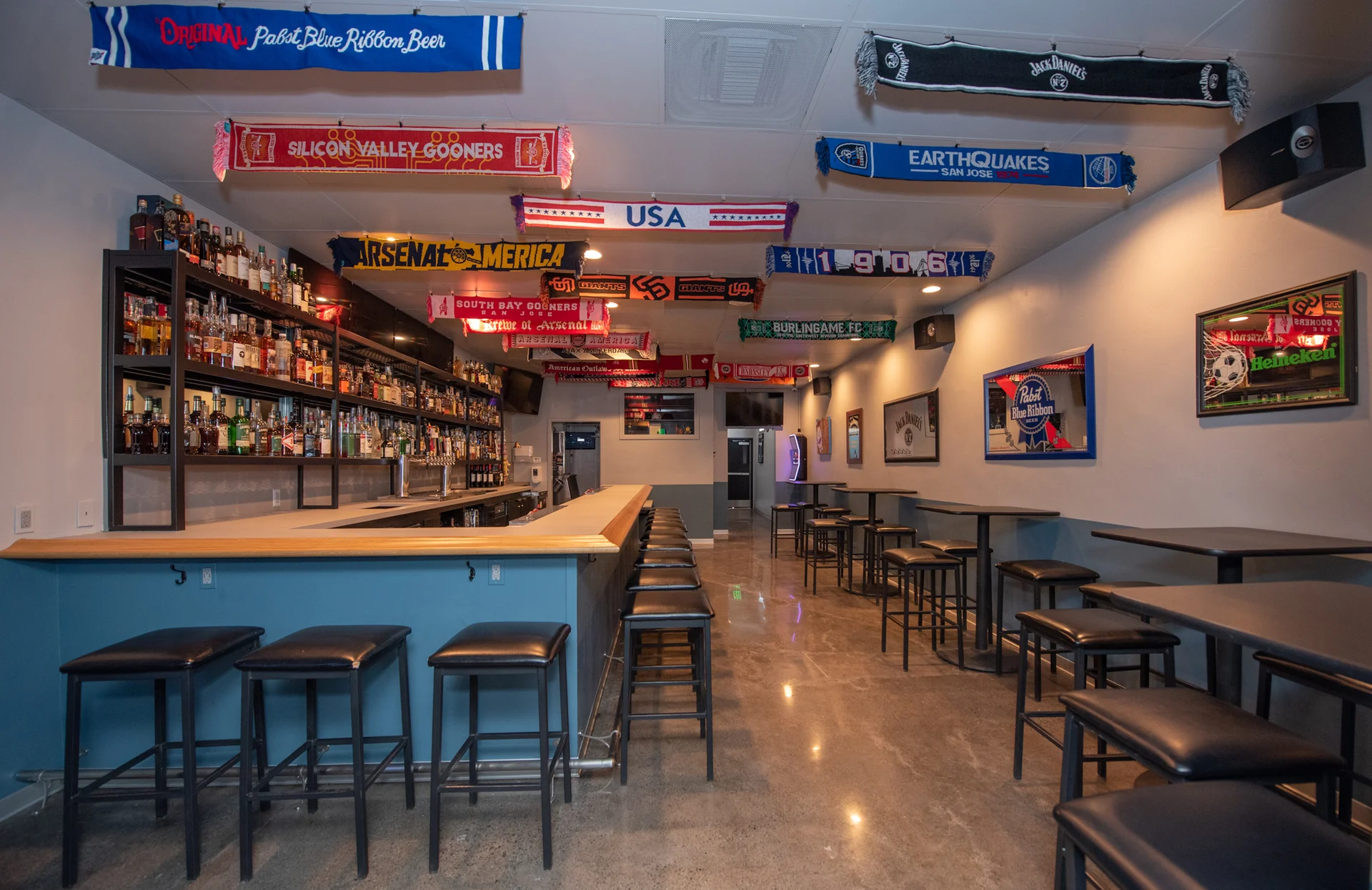 Bar photo 3