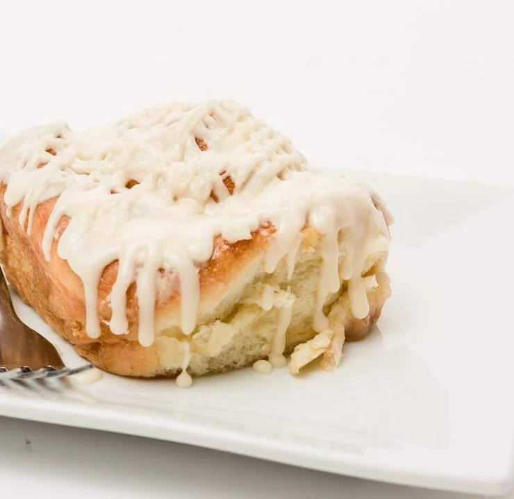 A fresh baked cinnamon roll