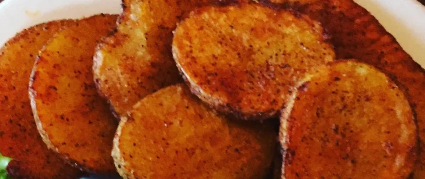 Crispy Southern-style fried green tomatoes
