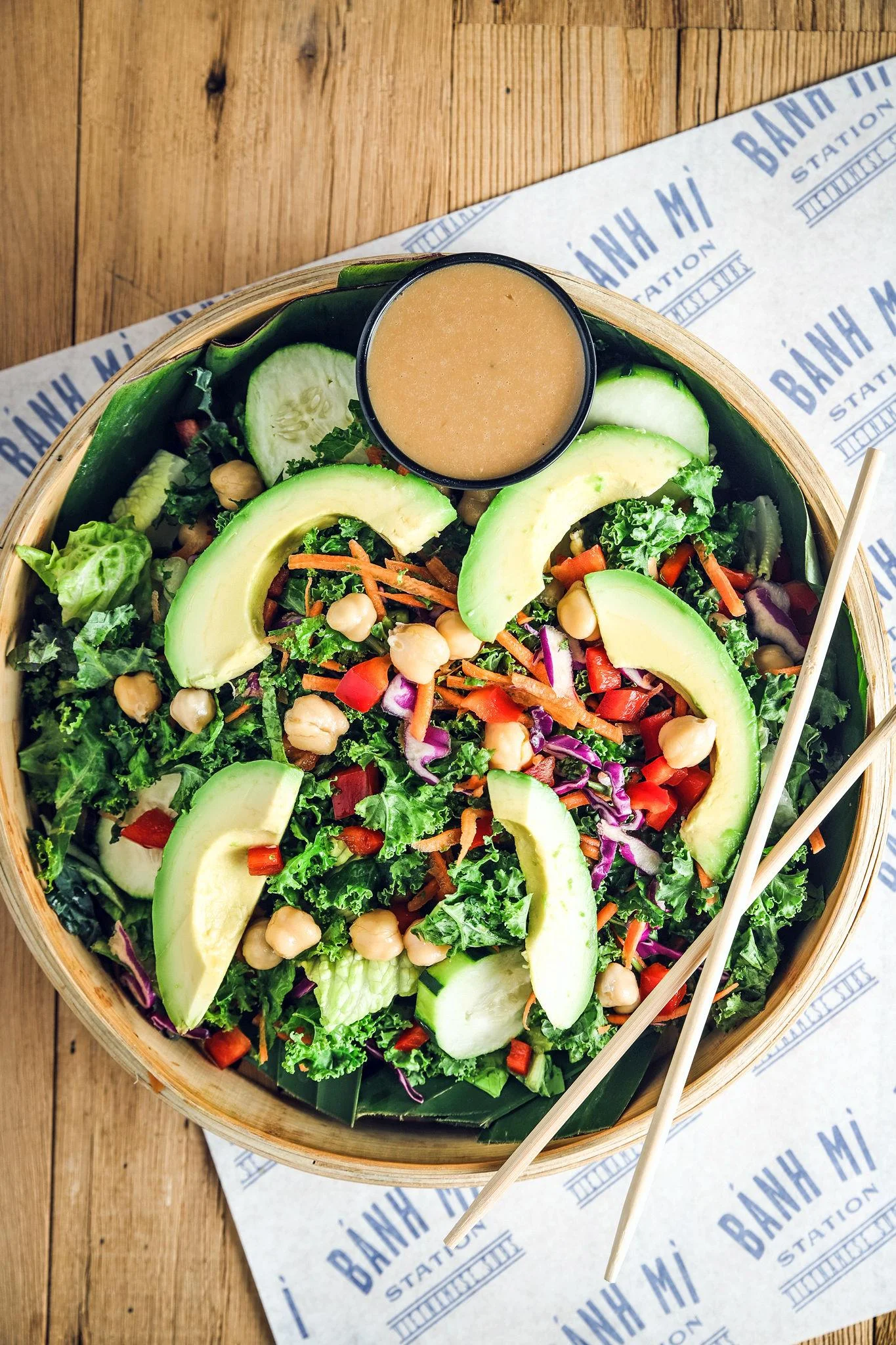 AVOCADO & CHICKPEA SALAD SERVES 10