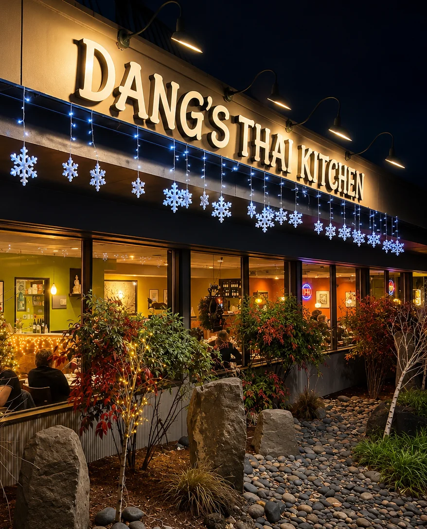 Exterior view of Dang's Thai Kitchen decorated for the holidays