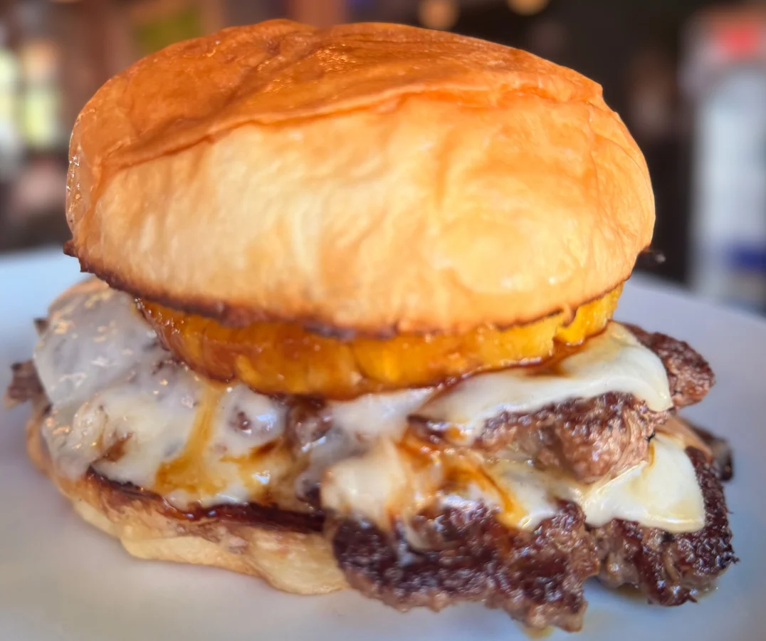 Jalapeño popper burger with crispy onions