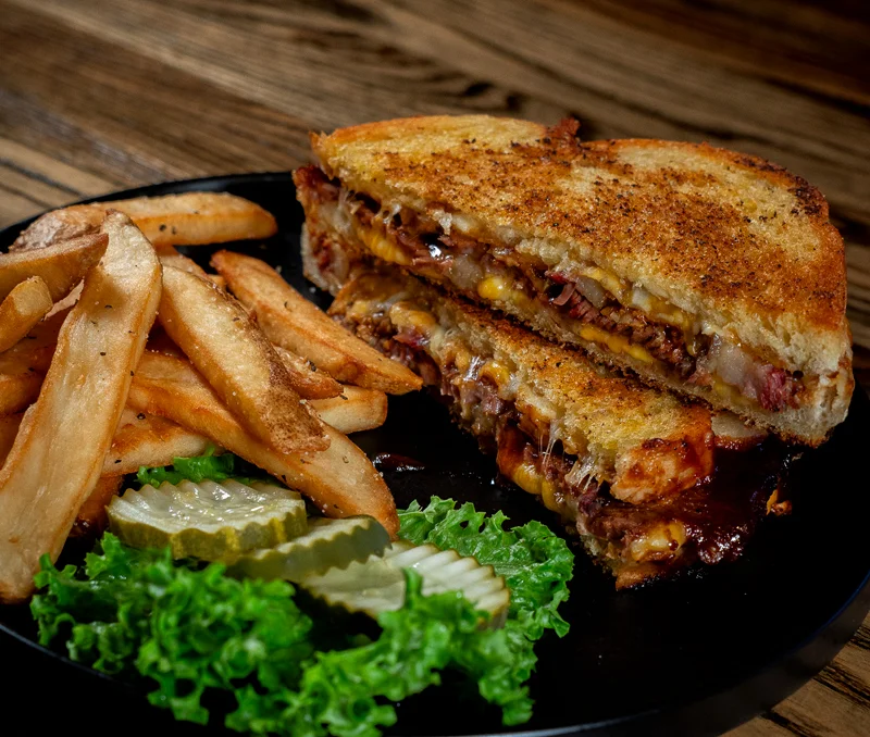 Pulled pork sandwich with barbecue sauce
