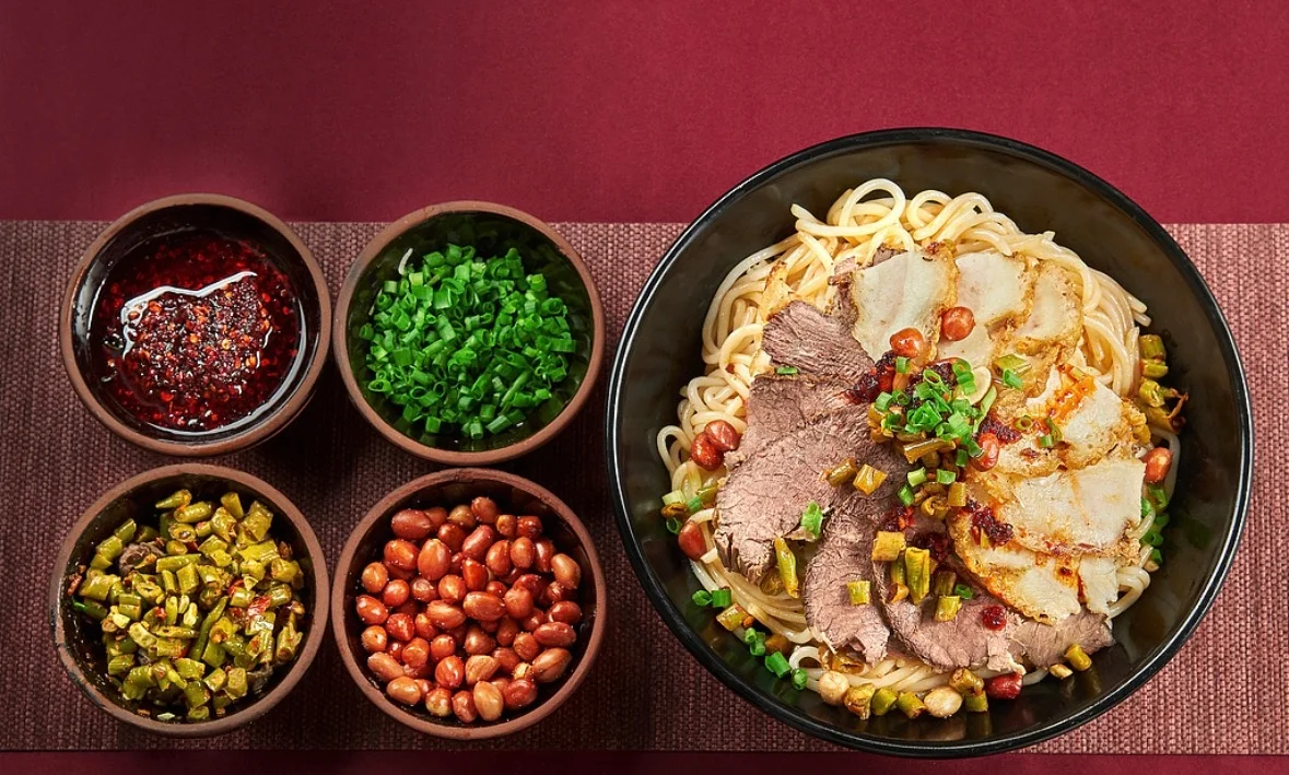 Beef & Crispy Pork Guilin Rice Noodles