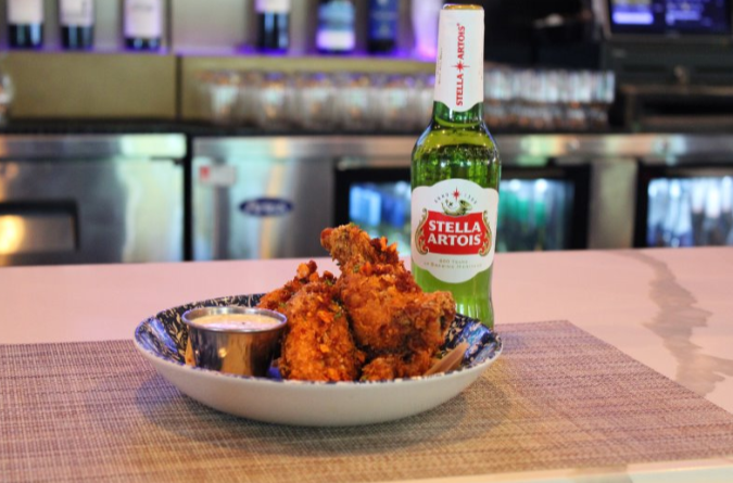 Ella's Italian Pub - Western Springs - Crispy Chicken Sandwich