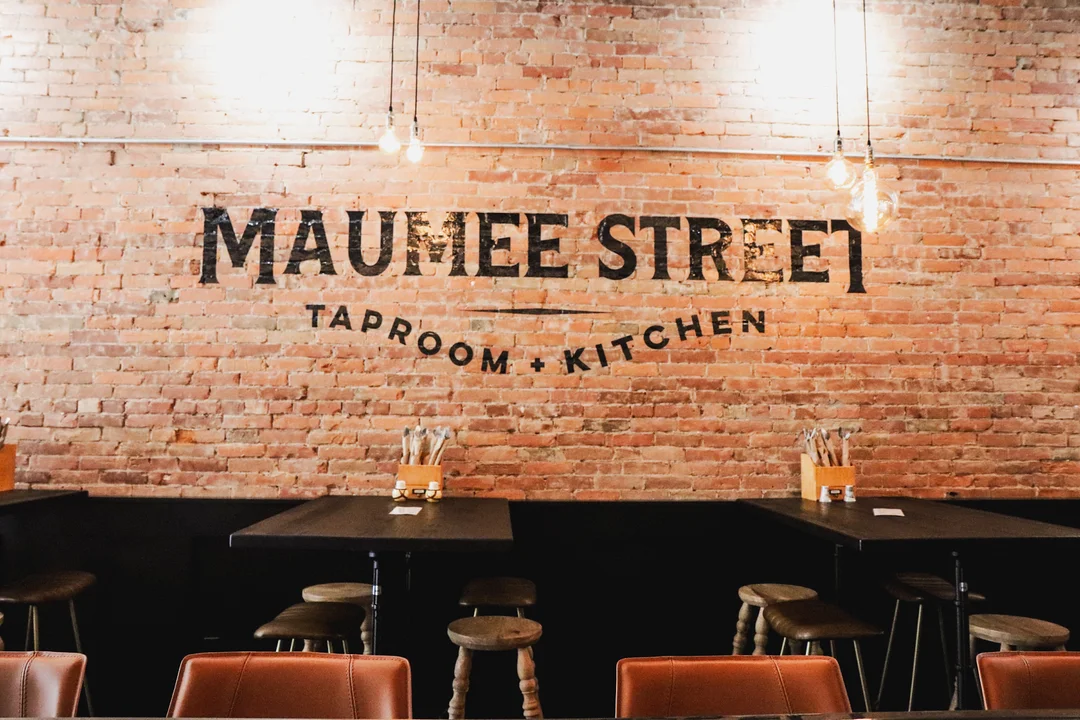 Maumee Street: taproom + kitchen - Slider Trio