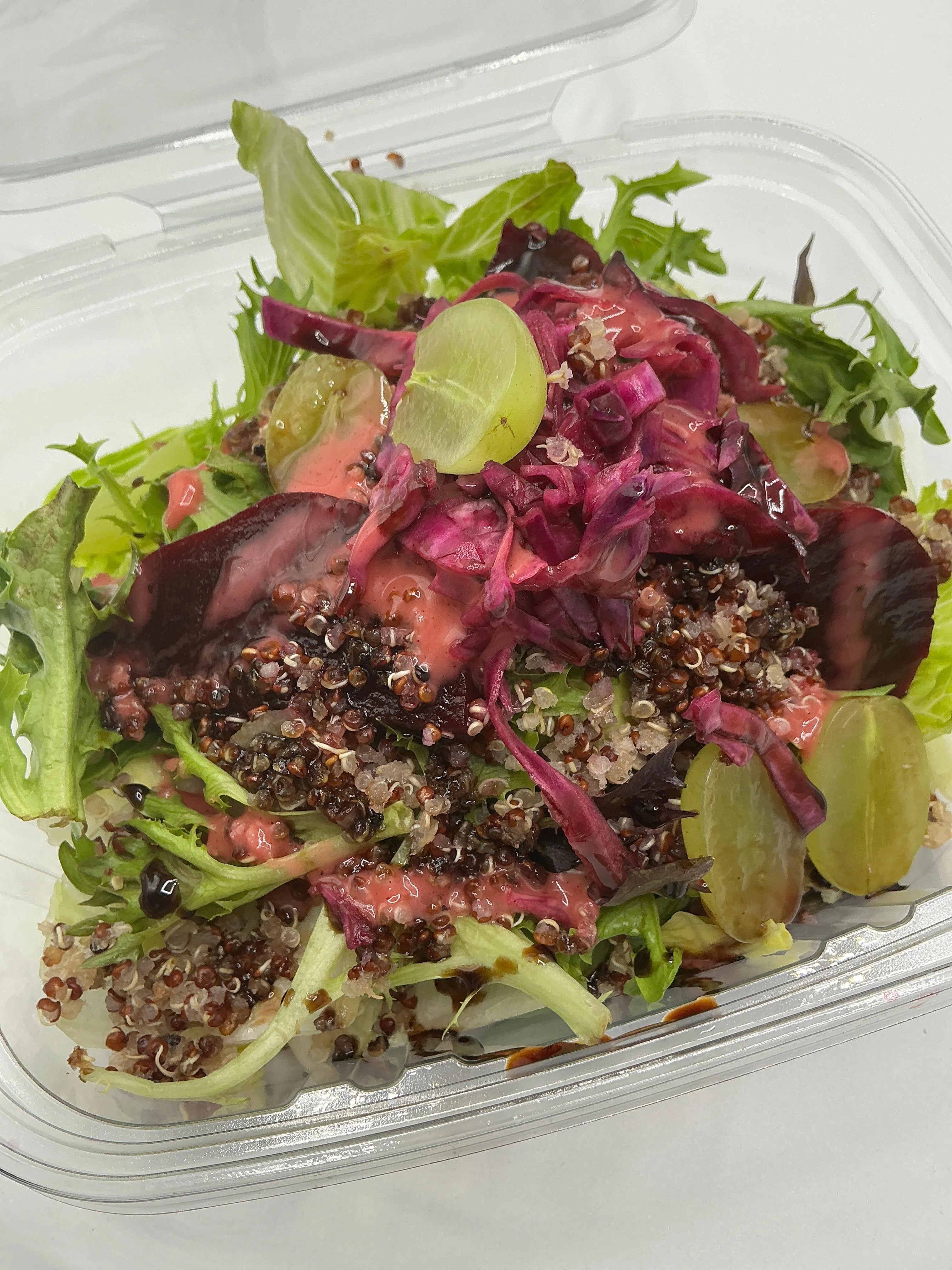 Roasted Beet & quinoa / Vegan