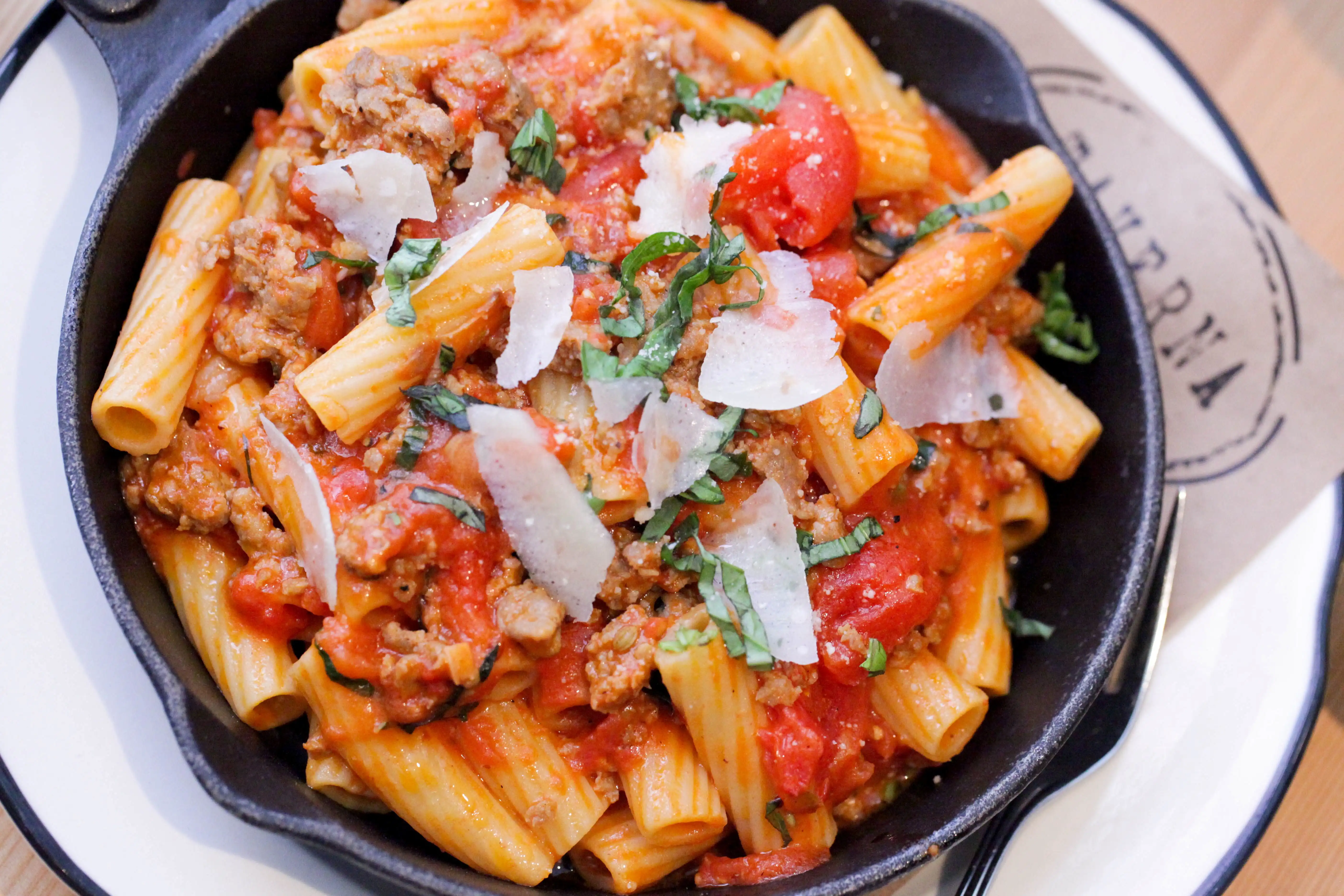 Newark Side Hand Crushed Tomato