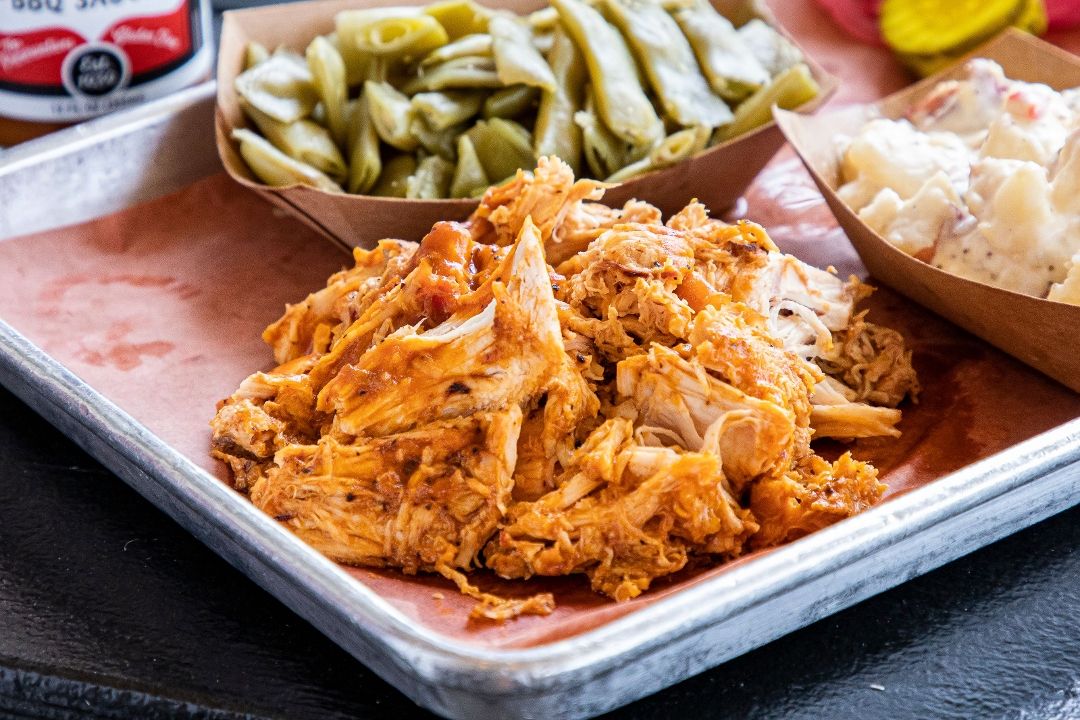 Pulled Chicken Plate at Melvin’s BBQ – Mt Pleasant