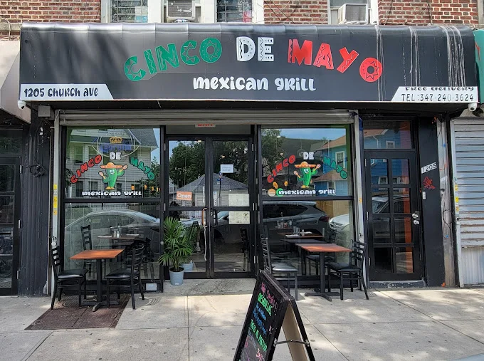 Exterior view of Cinco De Mayo Mexican Grill restaurant