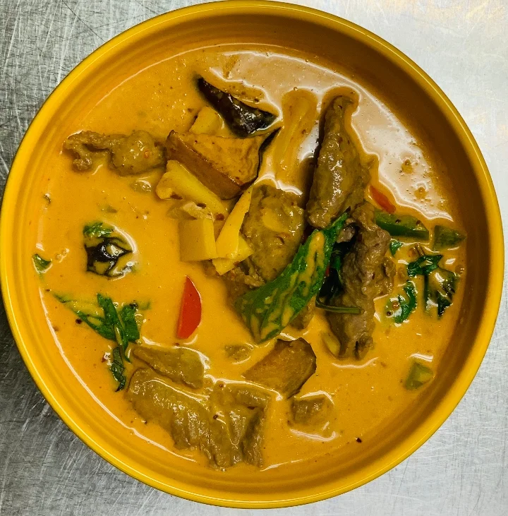 C1 Red Curry