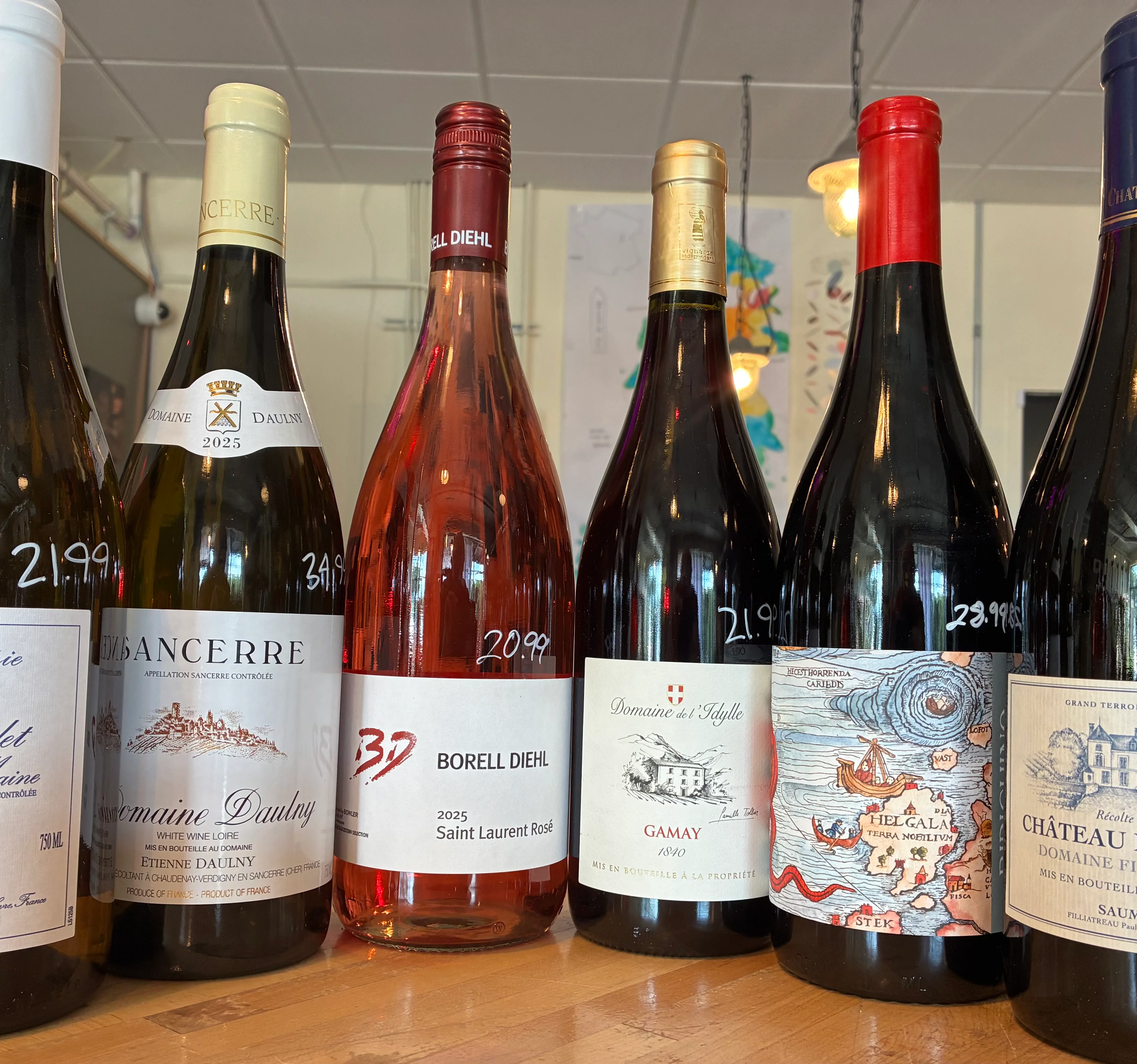 Beautiful sustainable wines and liquors, with a curated beer selection