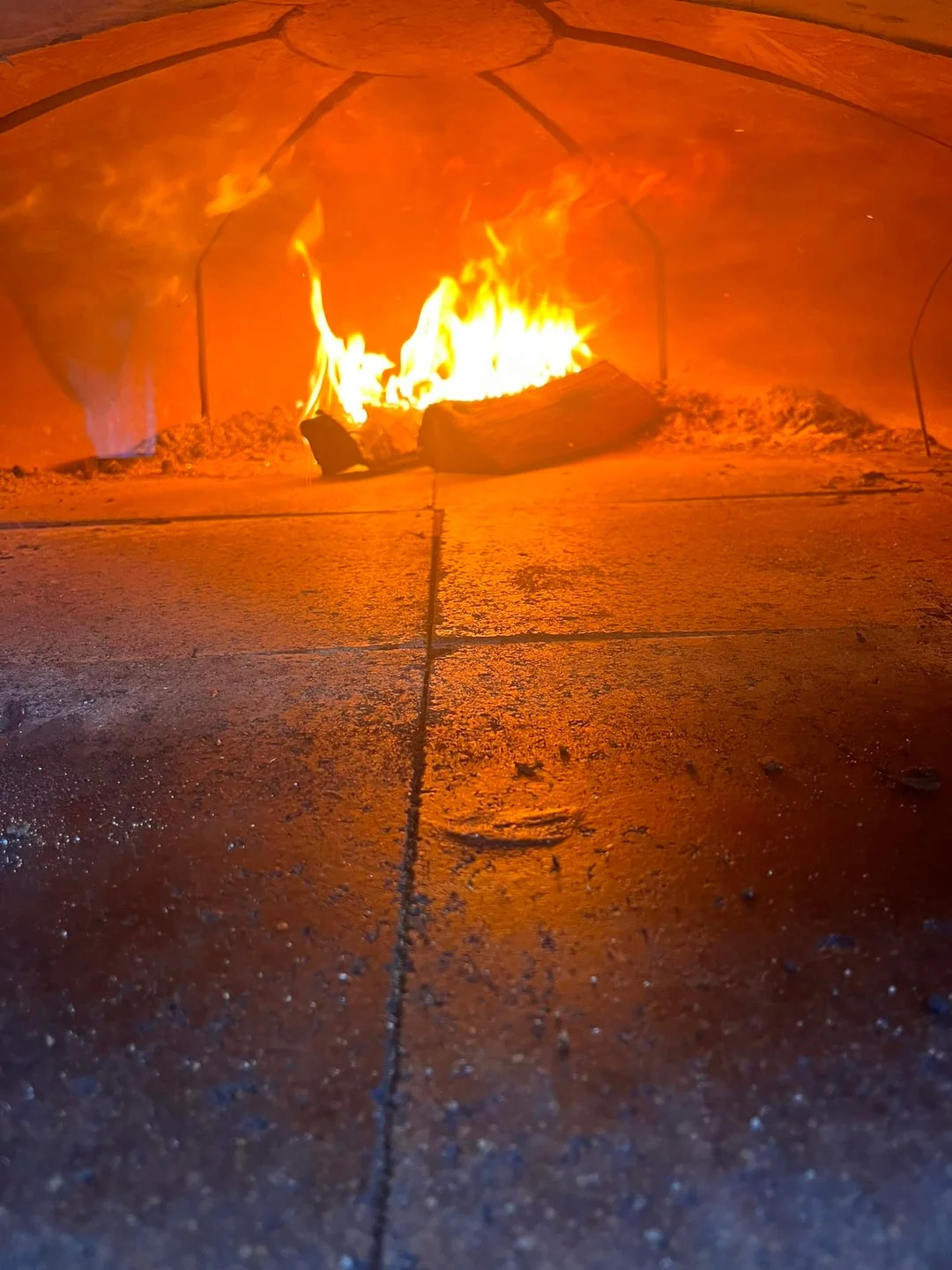 A table of pizza