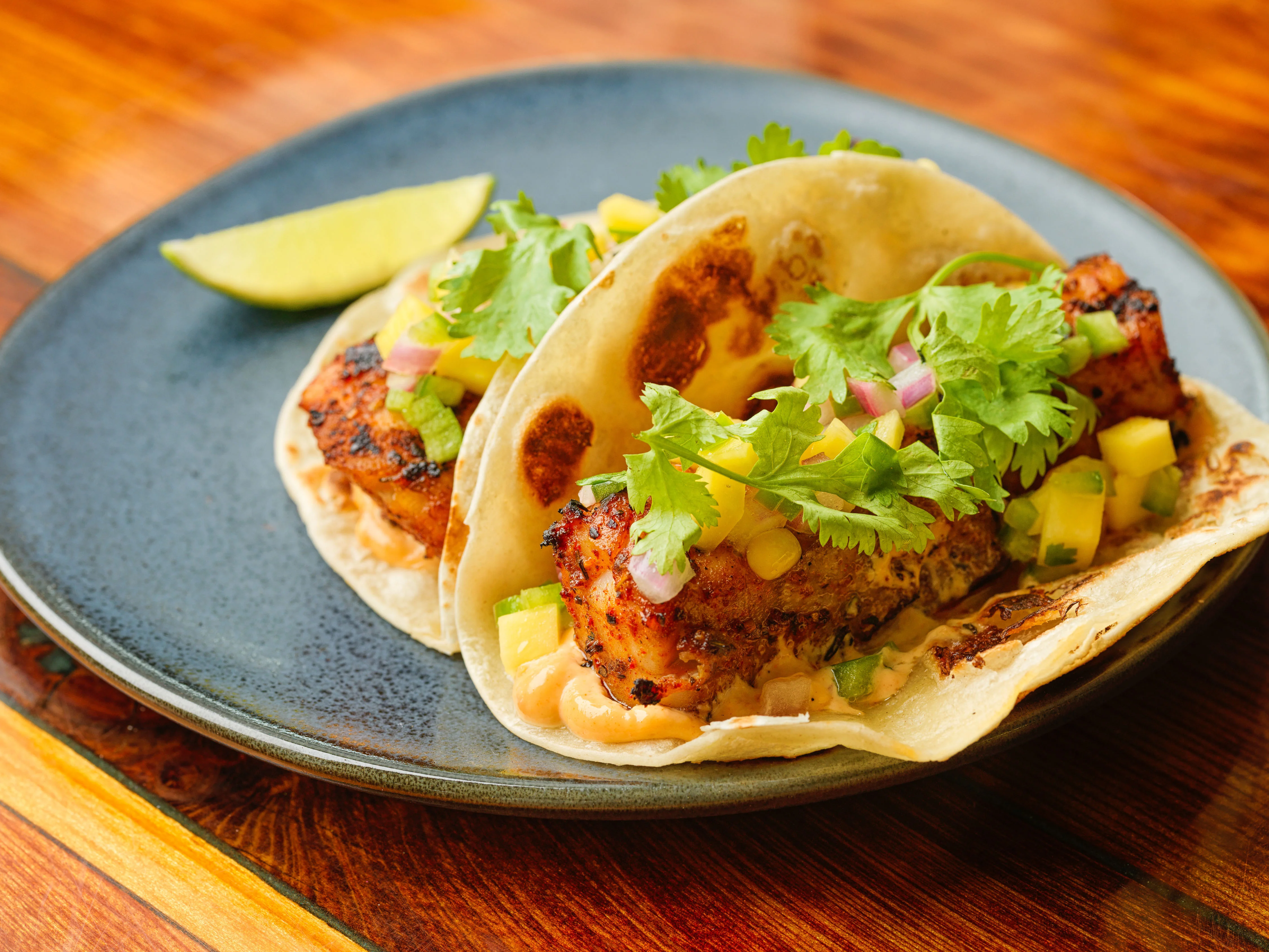Grilled fish tacos with fresh toppings