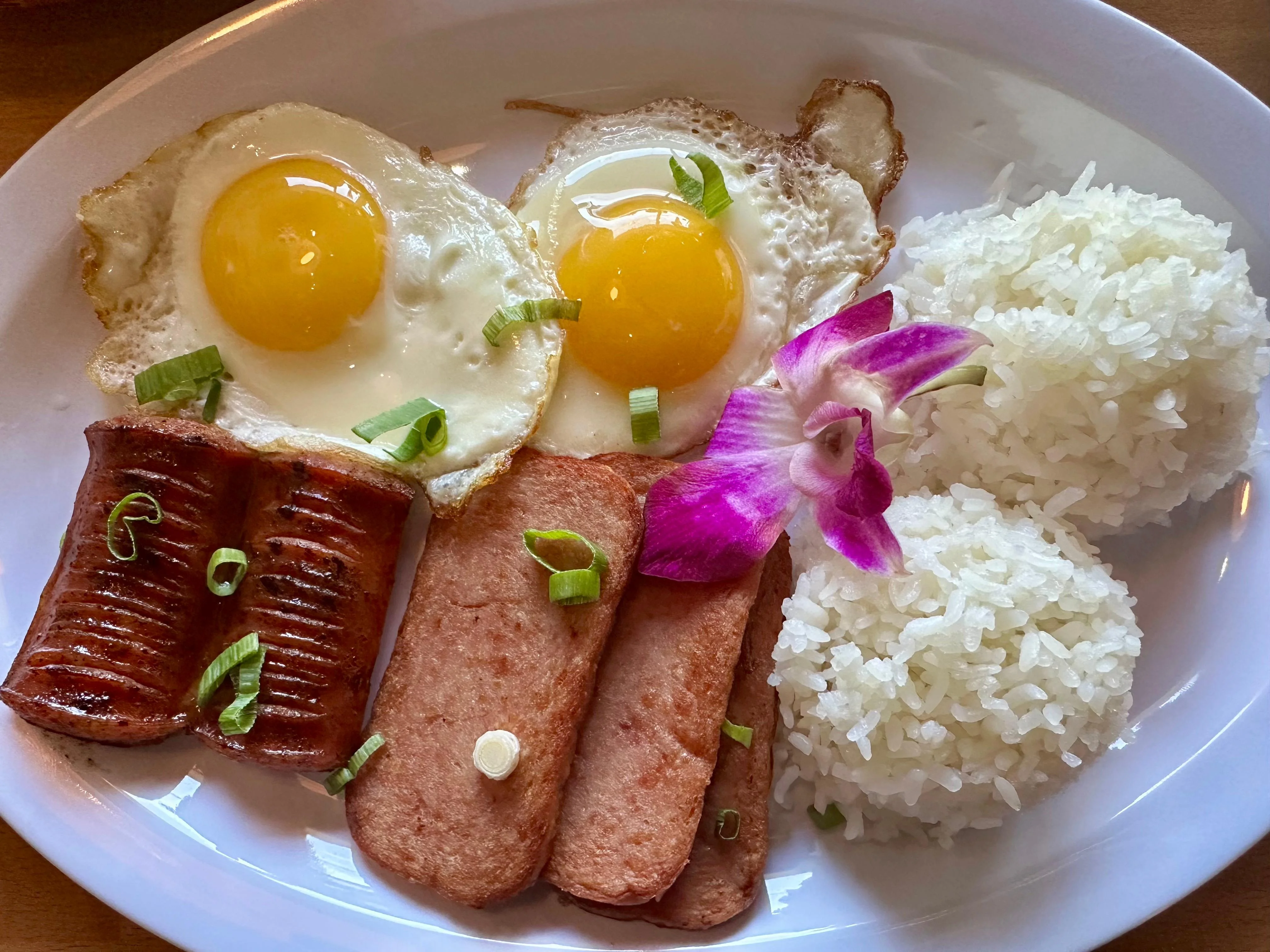 Maui's Local Deluxe