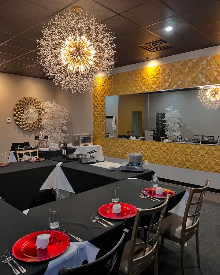Private dining room in Fayetteville with beautiful lighting