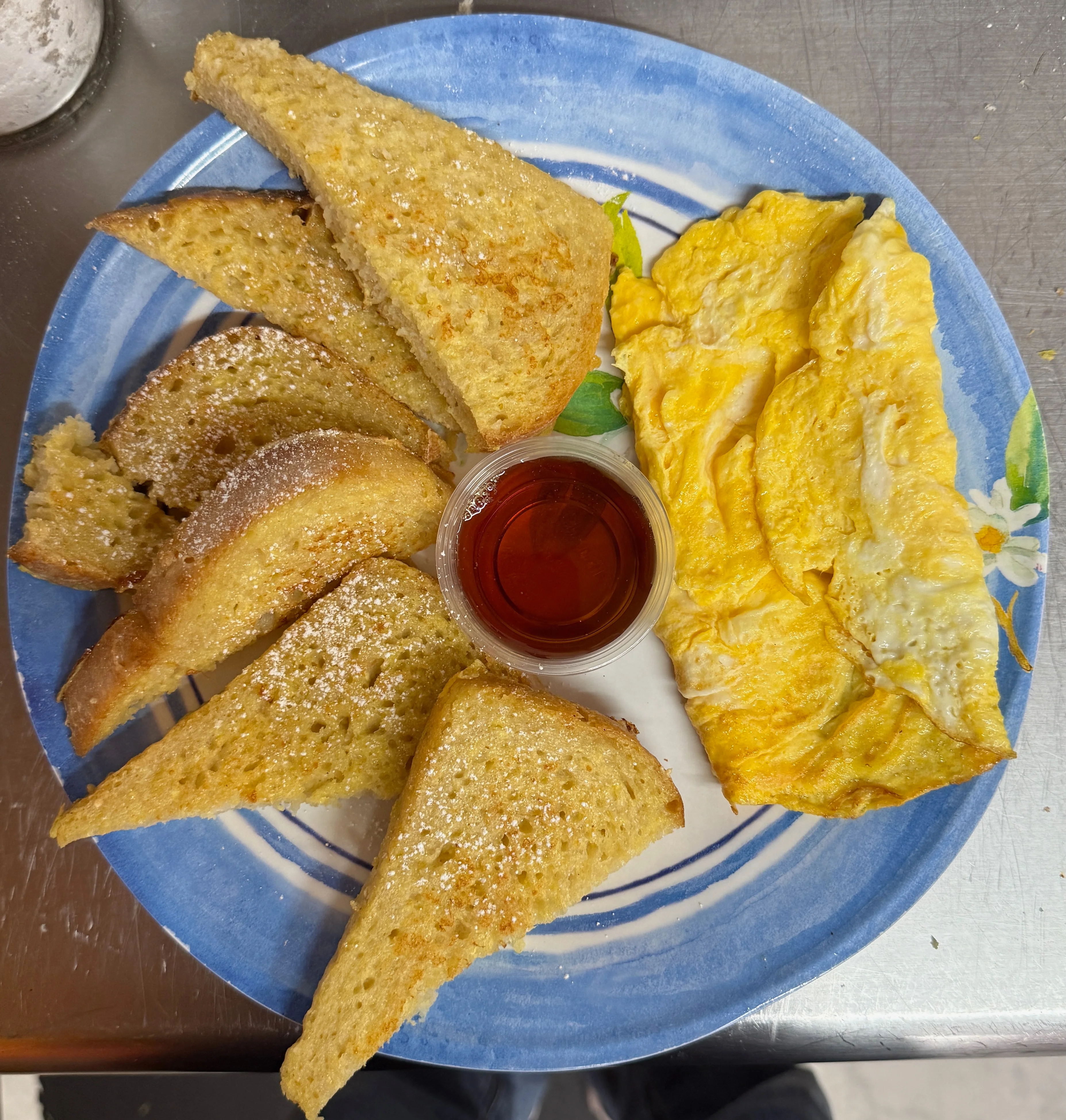 An omelet with sourdough bread