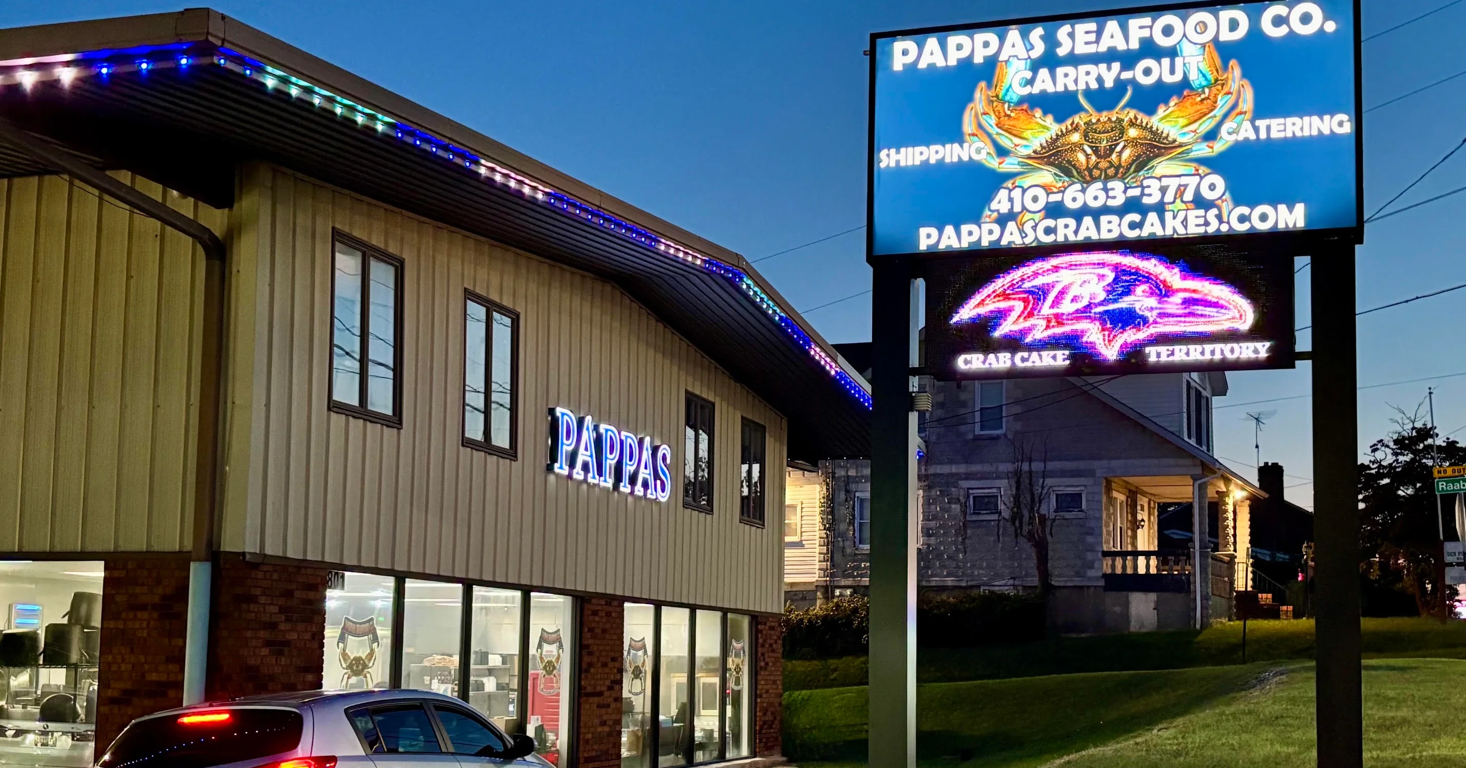 Exterior view of Pappas Seafood restaurant with outdoor seating