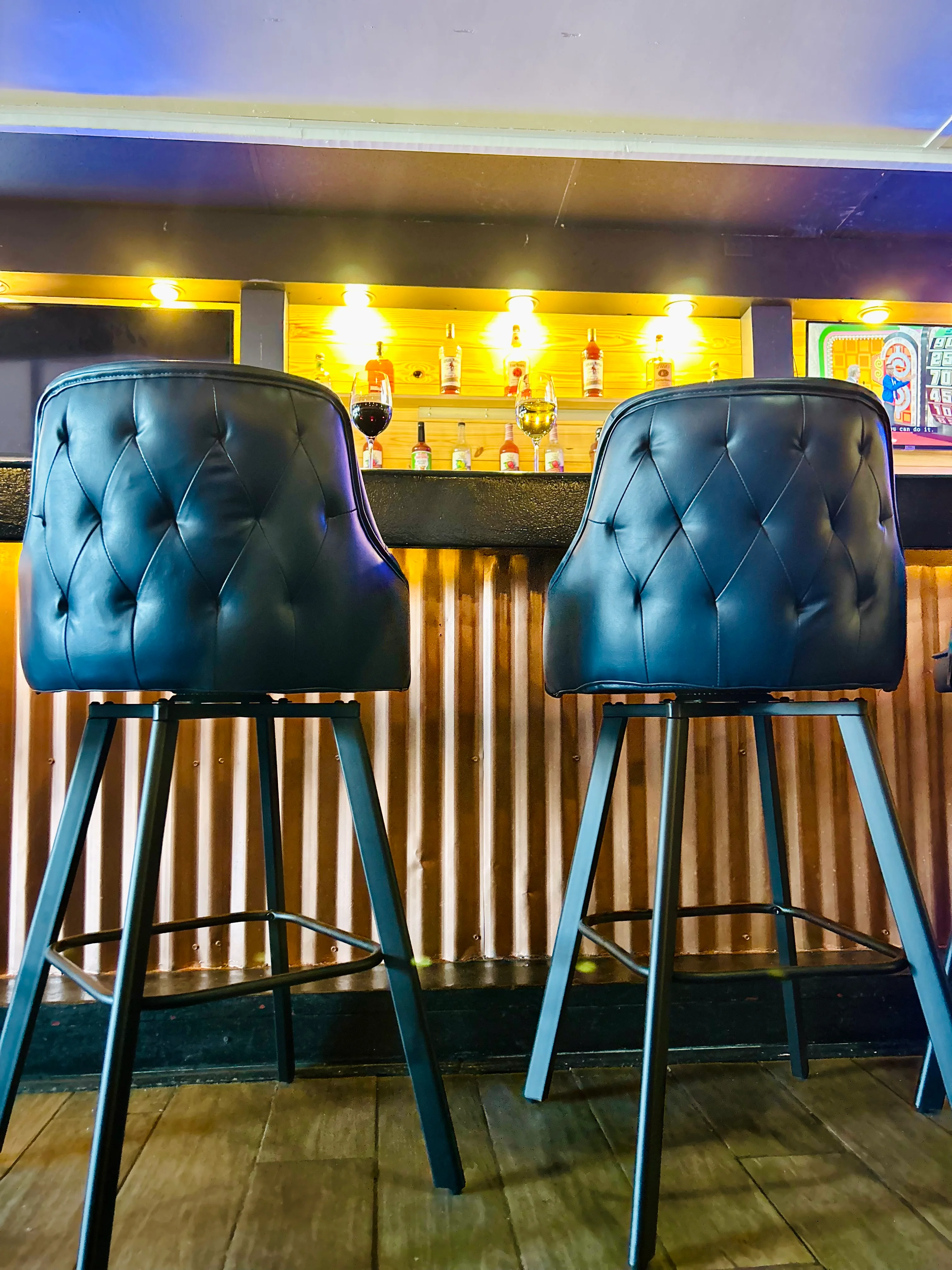 Bar seats