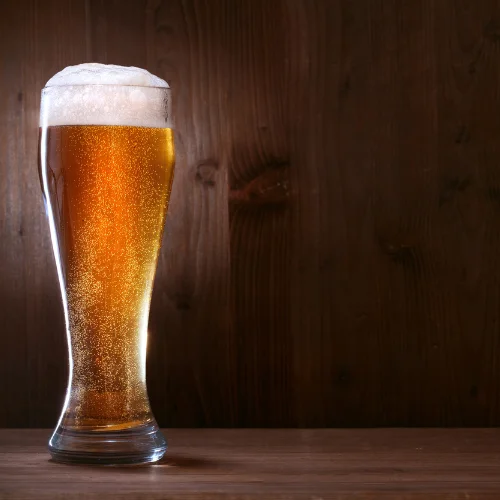 16oz Beer Glass featuring Happy Hour Mon-Fri 3pm to 7pm