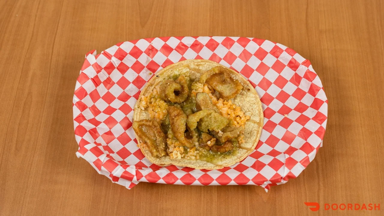 Chicharrón En salsa Roja