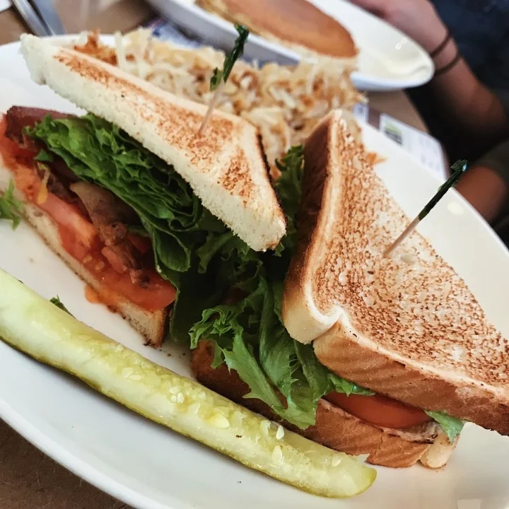 BLT