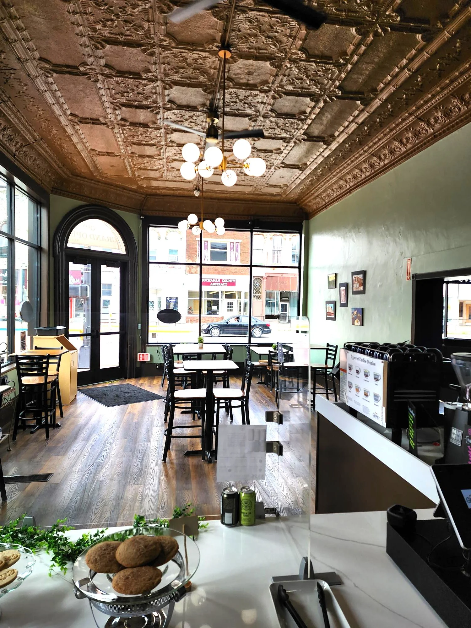 Front area of Gedney Bakery & Coffeehouse