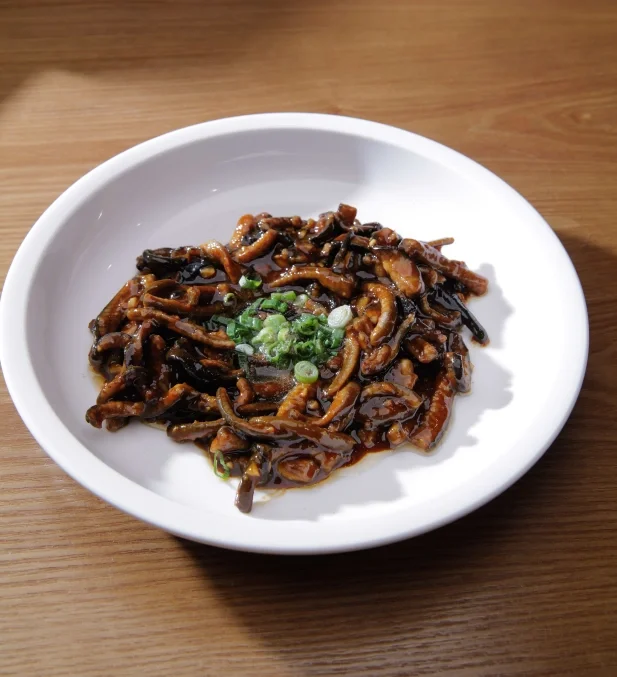Savory Chinese black fungus stir-fry with scallions