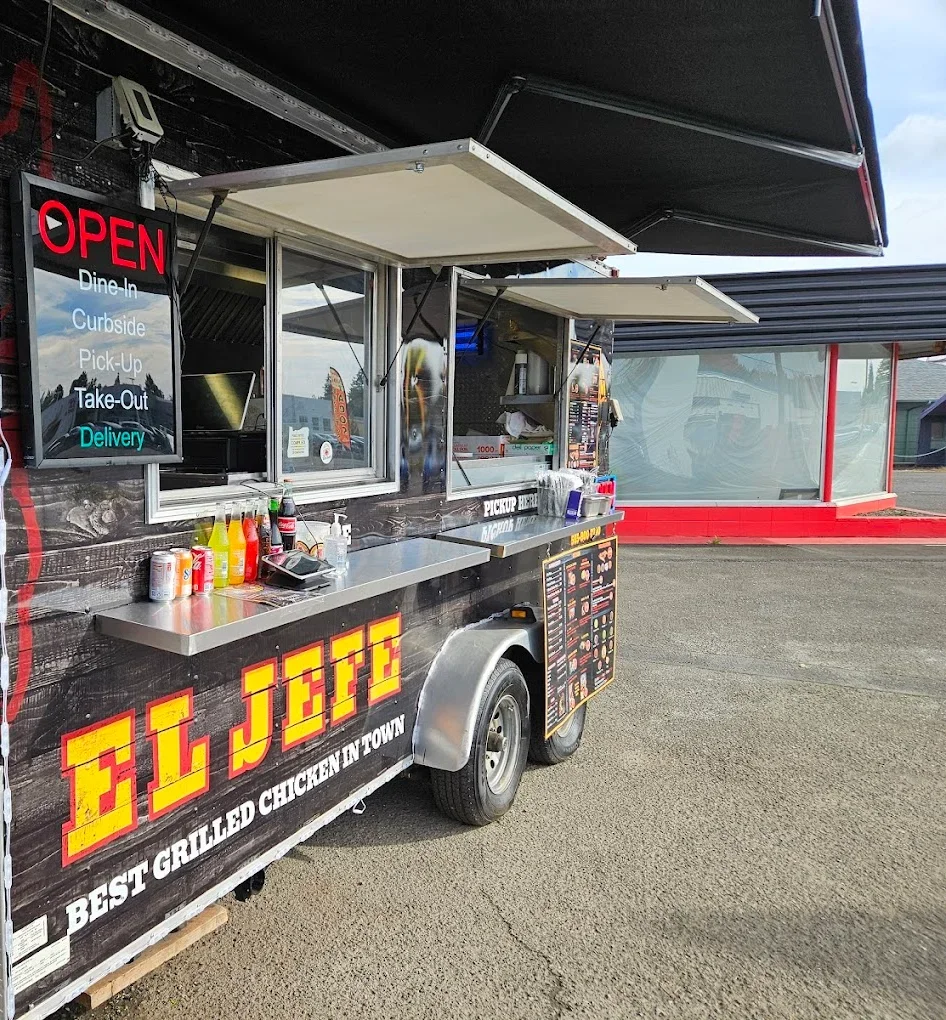 Food truck serving grilled chicken with various drink options