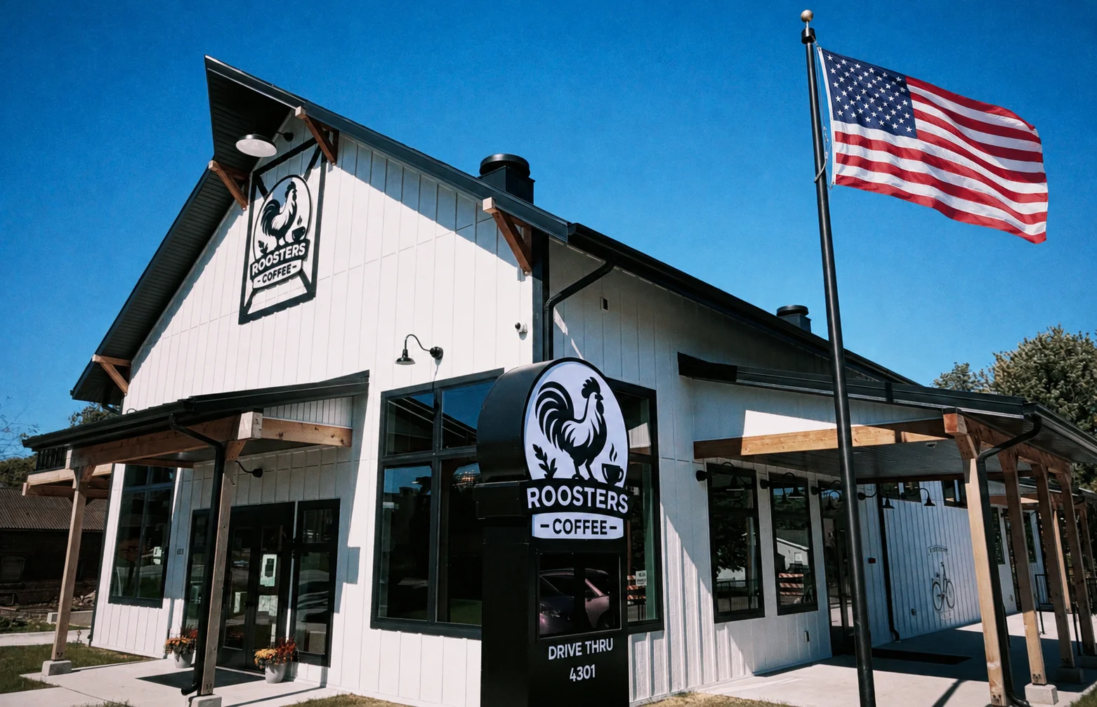 Exterior of Roosters Coffee in Cumming, Iowa